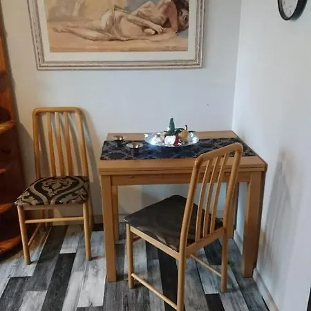 Gemuetliche Ferienwohnung Auf Dem Land Mit Eigenem Garten Apartmán Gram