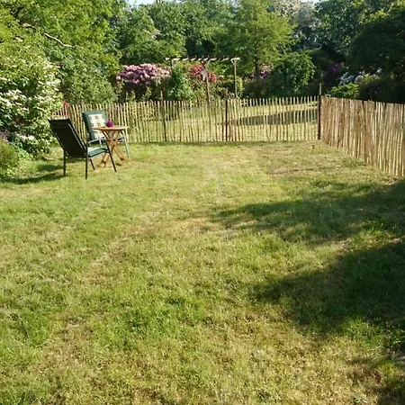Gemuetliche Ferienwohnung Auf Dem Land Mit Eigenem Garten Apartmán