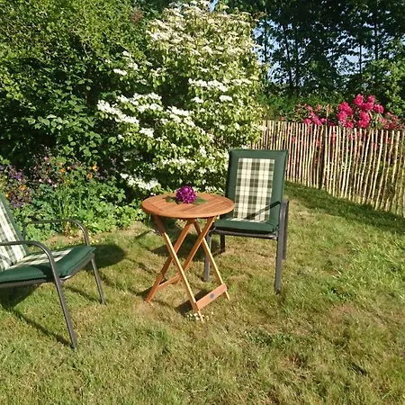 Apartment Gemuetliche Ferienwohnung Auf Dem Land Mit Eigenem Garten Gram